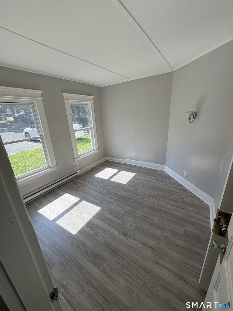 55 Plaza Avenue - Photo 5