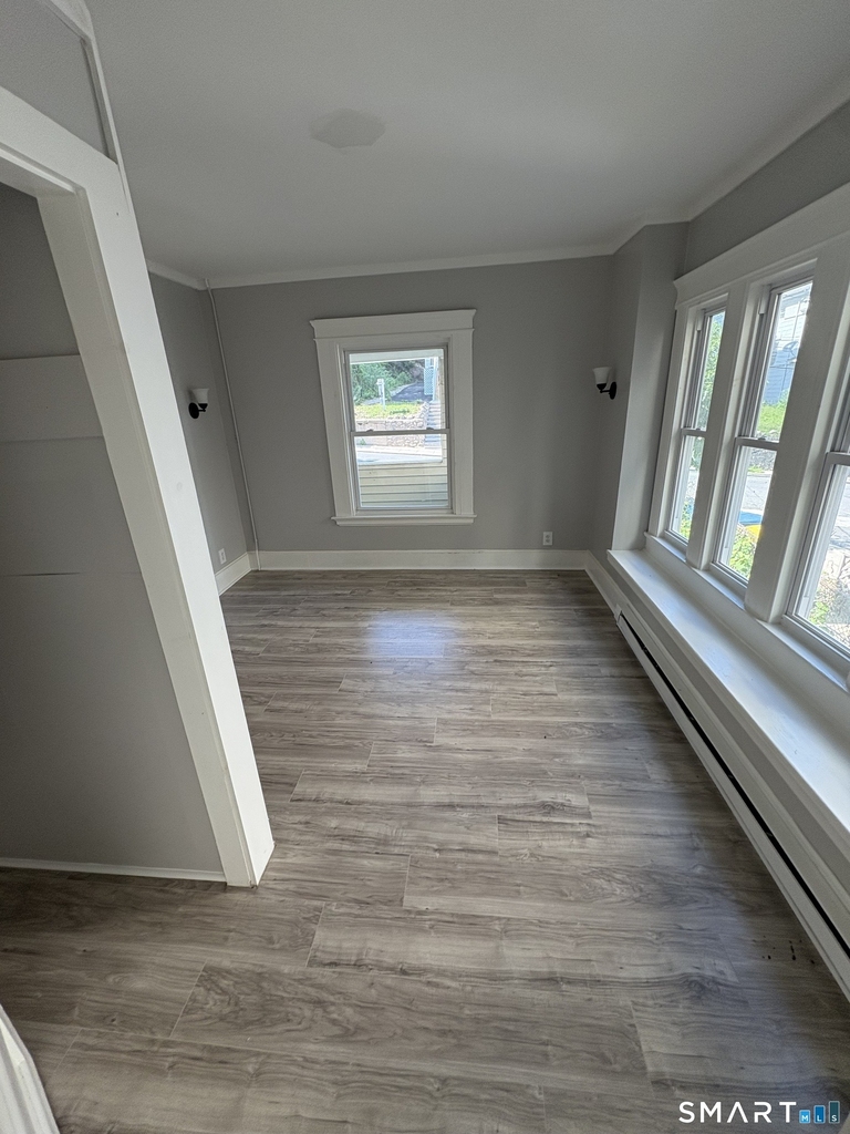 55 Plaza Avenue - Photo 4