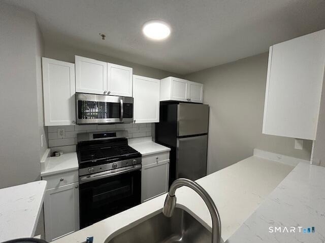 100 Glenbrook Road - Photo 1