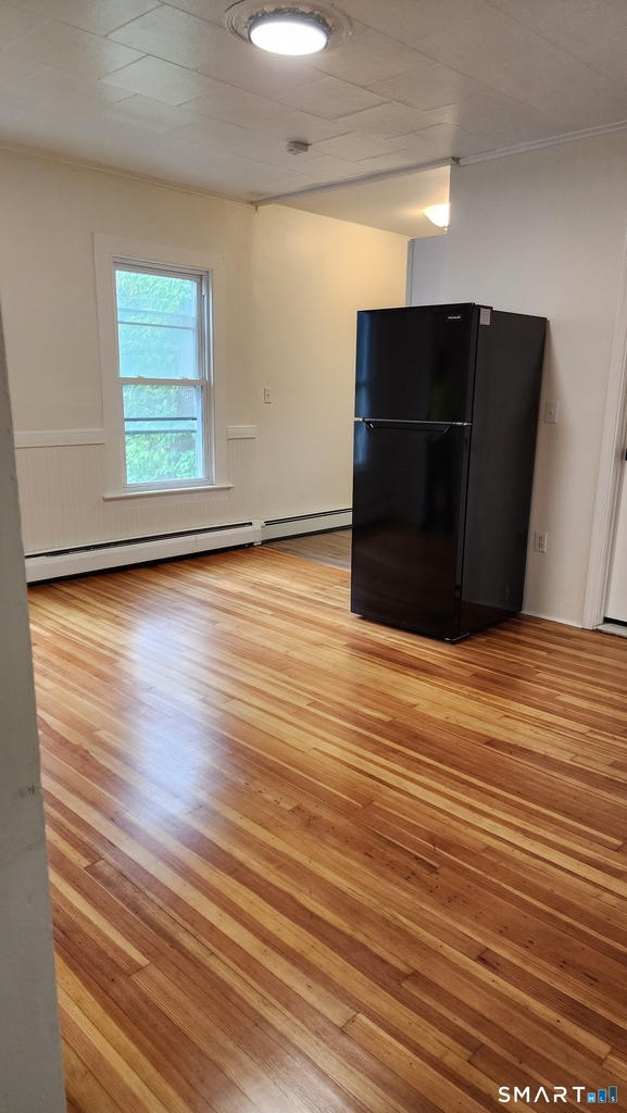 326 Cook Avenue - Photo 4