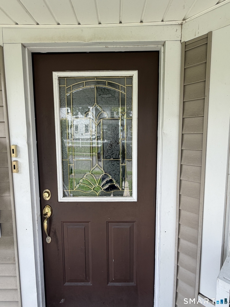 28 Davis Street - Photo 4
