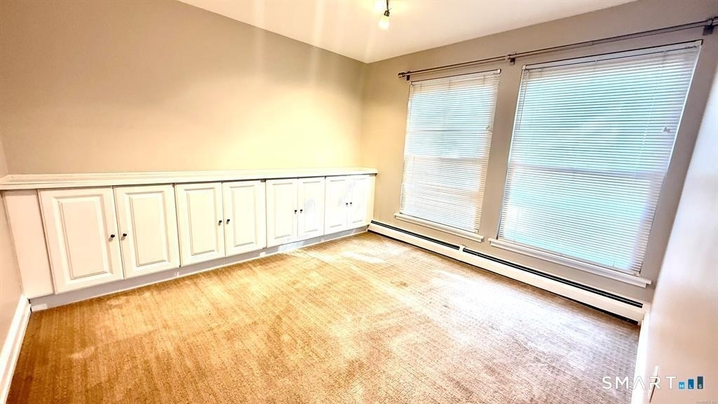 16 Clemens Court - Photo 4