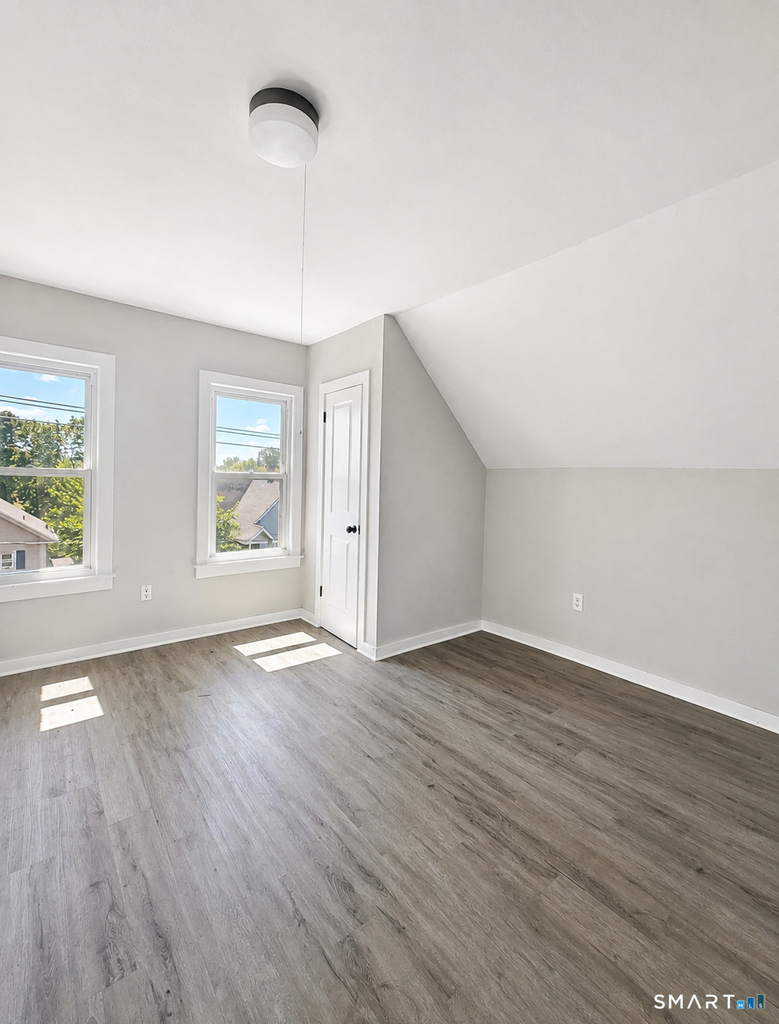 187 Hart Street - Photo 5