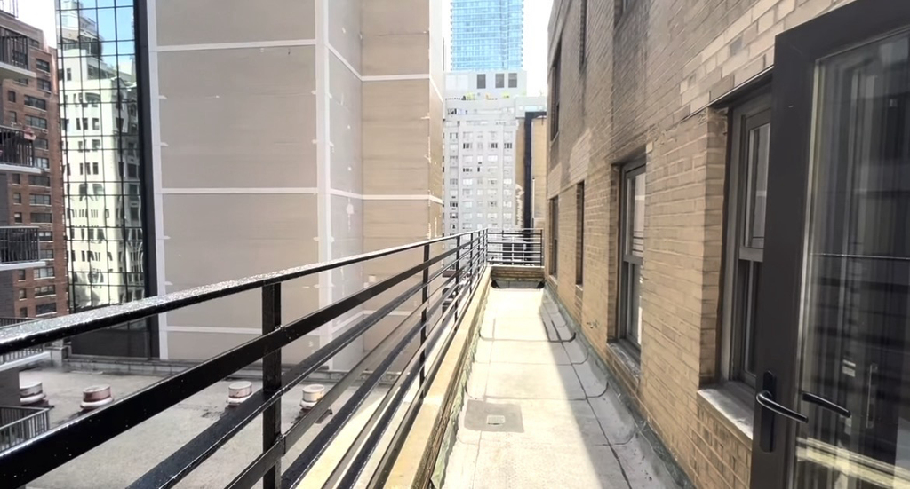 56th & Lexington Ave - Photo 1