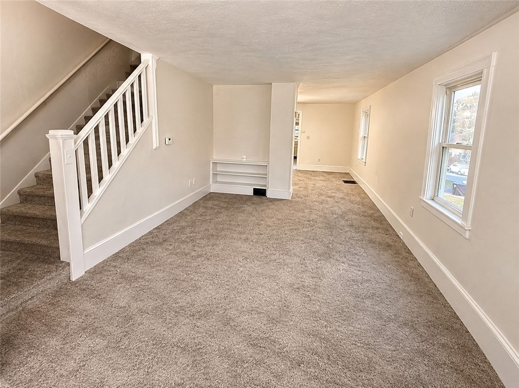 2828 Oak St - Photo 1