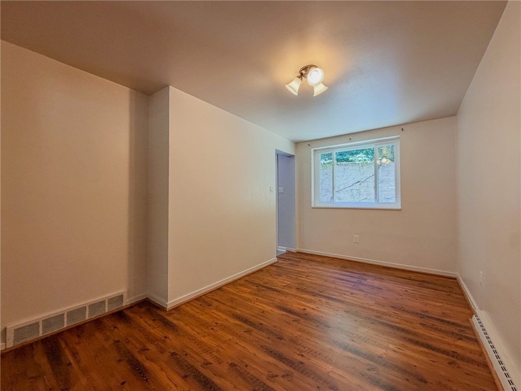 216 57th St - Photo 10