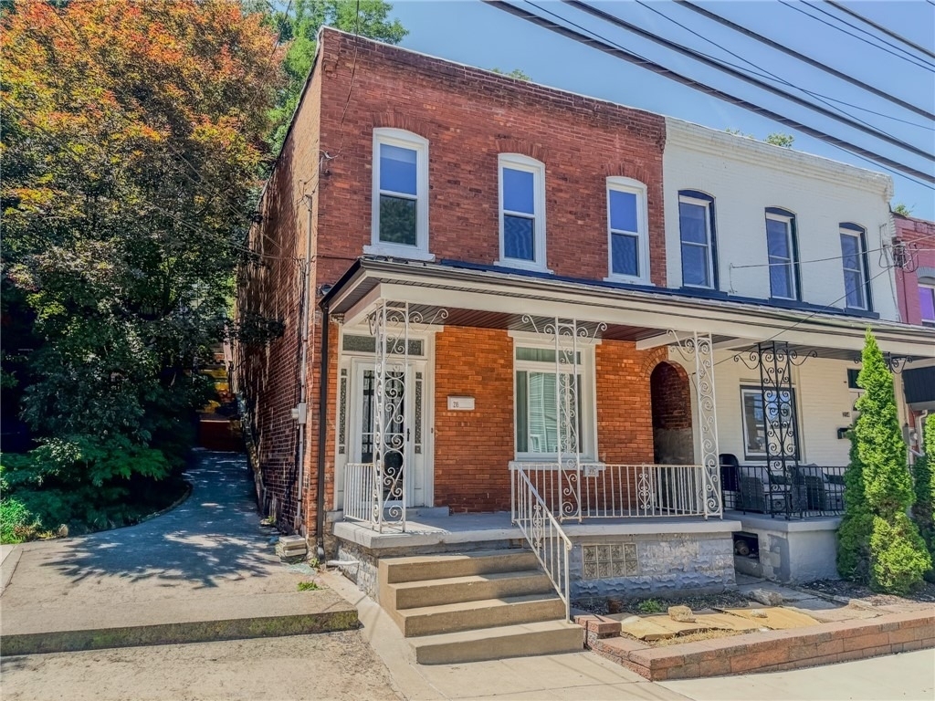 216 57th St - Photo 0