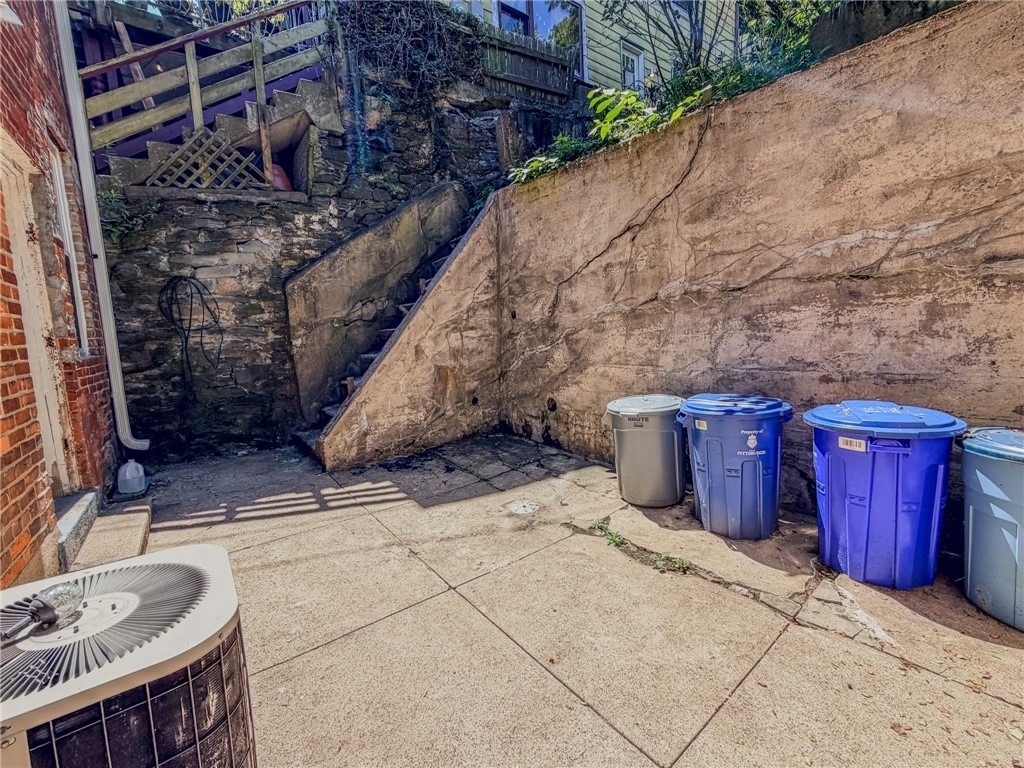 216 57th St - Photo 34