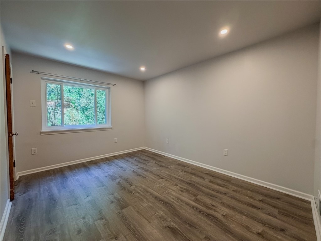 216 57th St - Photo 18