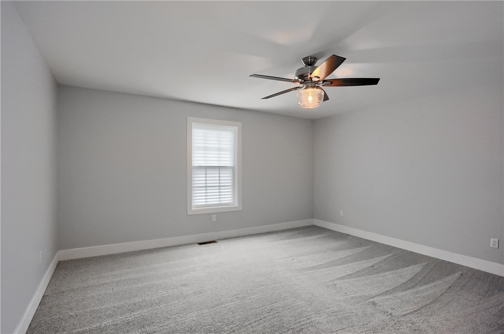 303 Garfield Ave - Photo 16