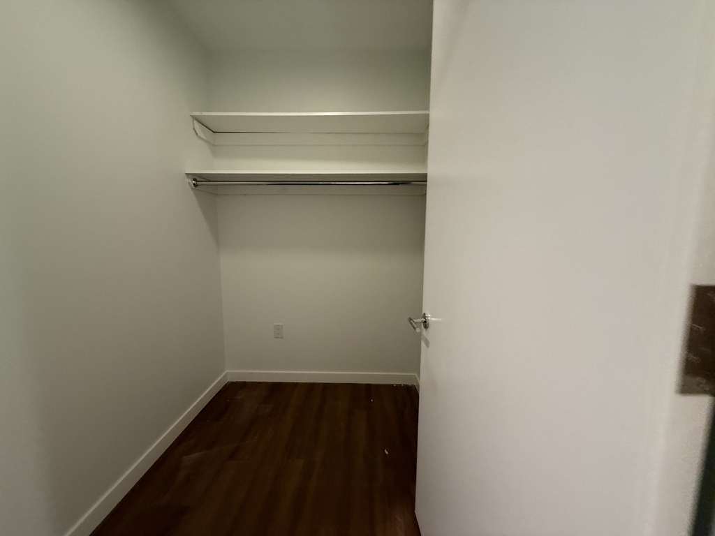 180 Pearl Street - Flex 3  - Photo 7
