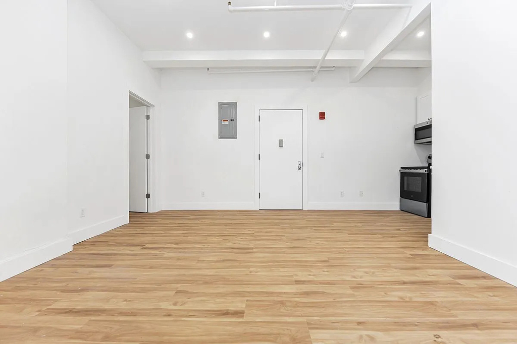 248 West 35th Street - Photo 1