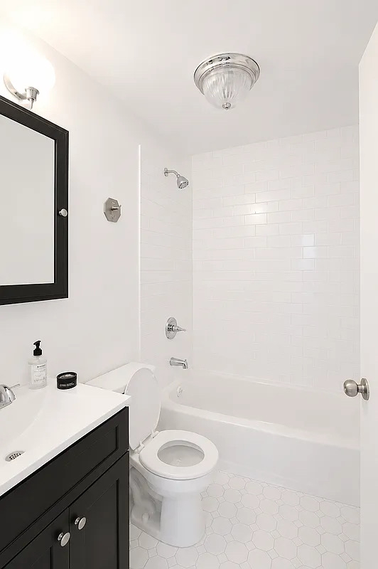 259 Elizabeth Street - Photo 6