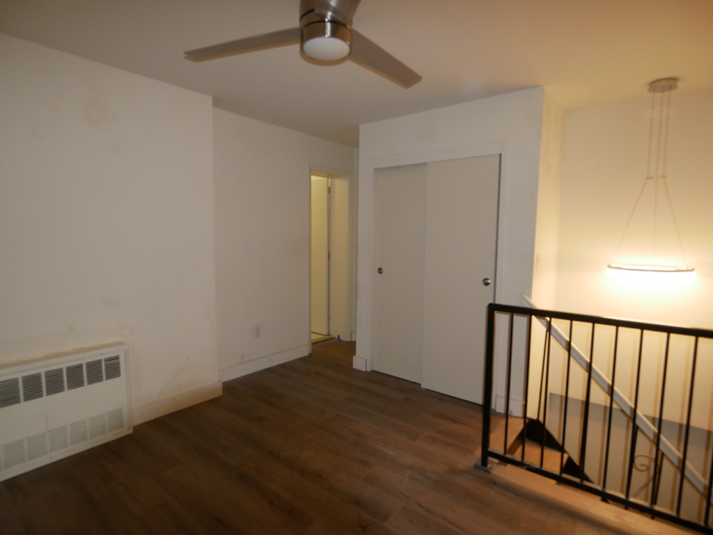 359 East 62nd Street - Photo 5