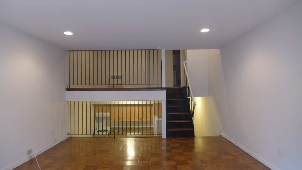 359 East 62nd Street - Photo 0
