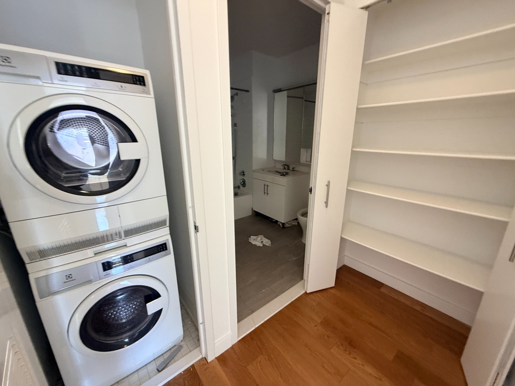  West 57th Street - Photo 8