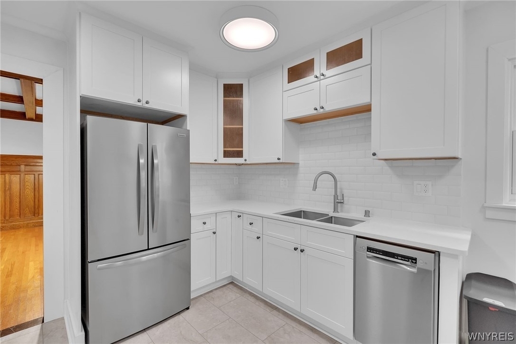 610 Ashland Avenue - Photo 23