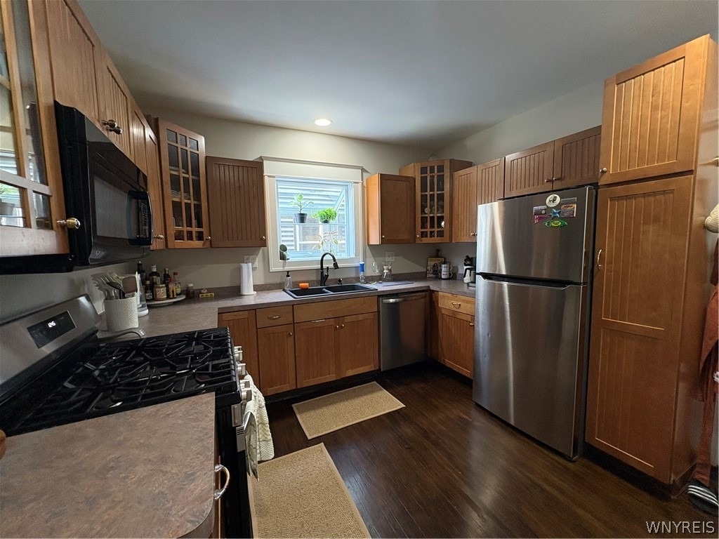 17 Tacoma Avenue - Photo 3