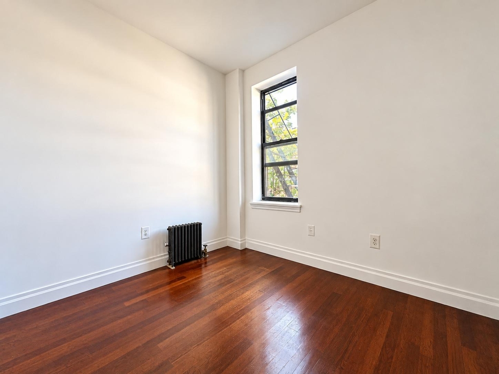 605 West 137th Street - Photo 10