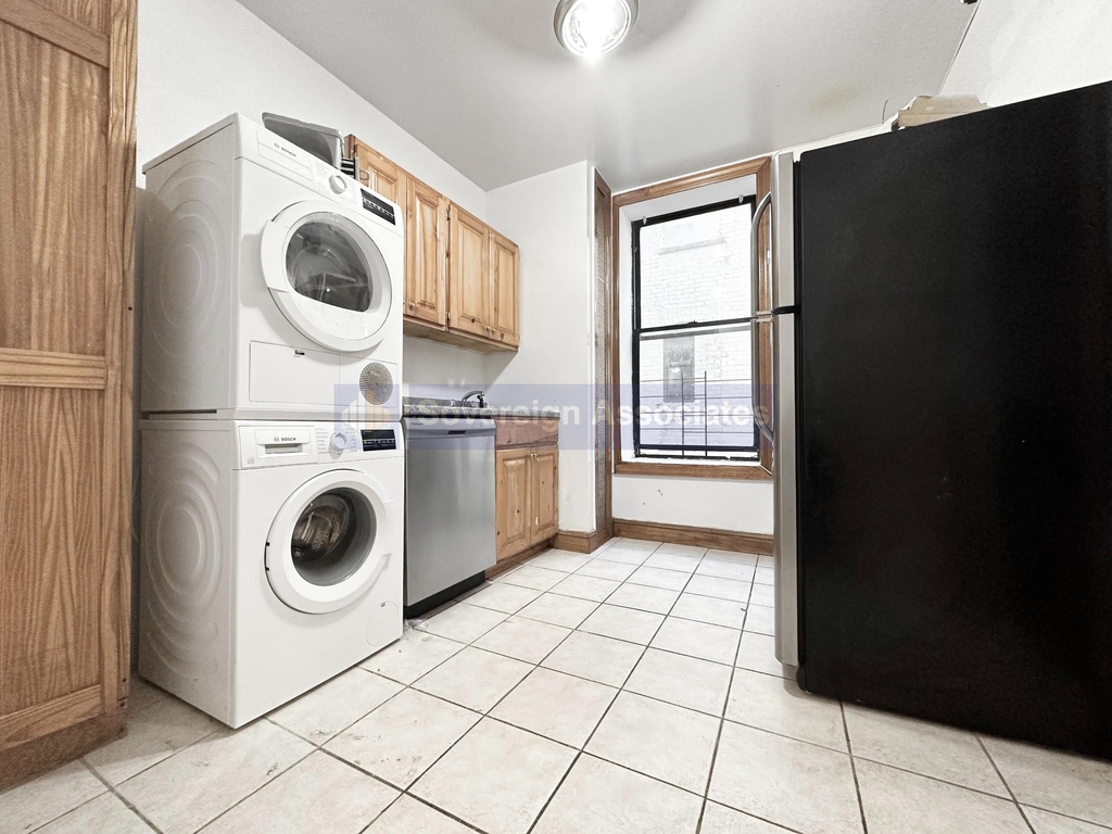 529 West 151st Street - Photo 9