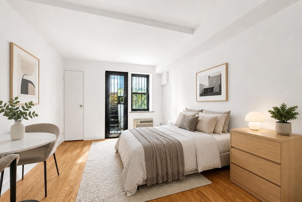 425 East 80th Street - Photo 0