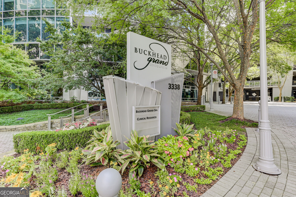 3338 Peachtree Road Ne - Photo 1