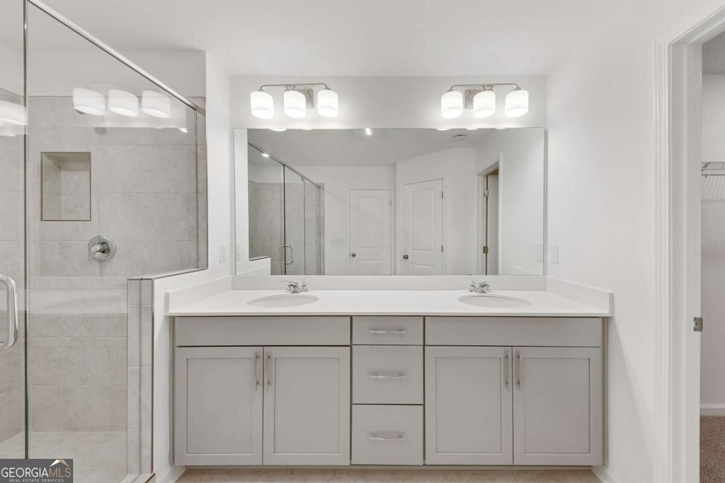 1268 Berwyn Way - Photo 16