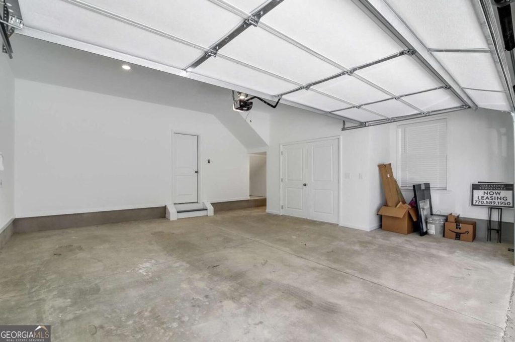 1268 Berwyn Way - Photo 32