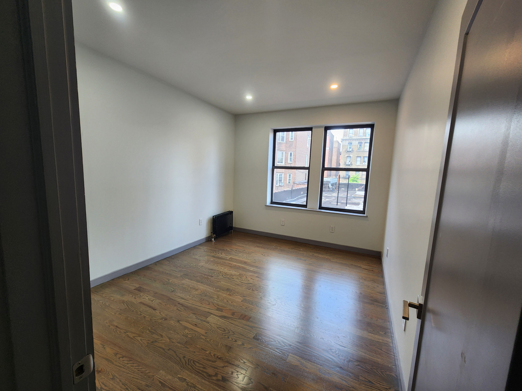 601 West 176th Street - Photo 12