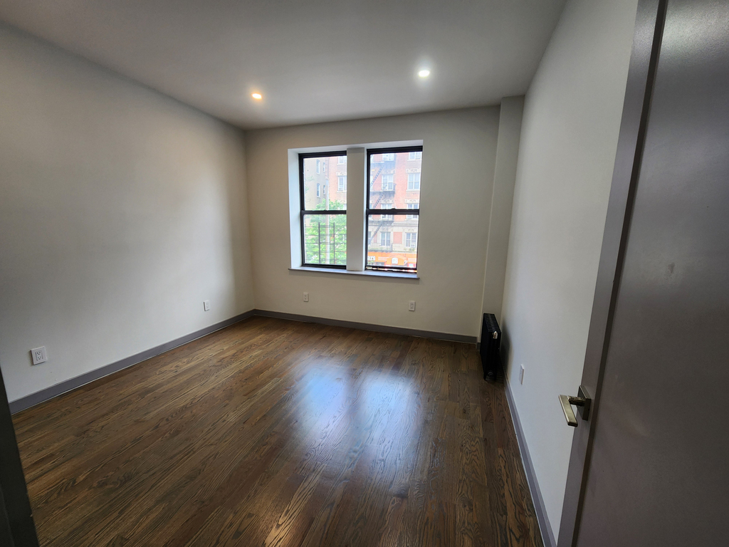 601 West 176th Street - Photo 7