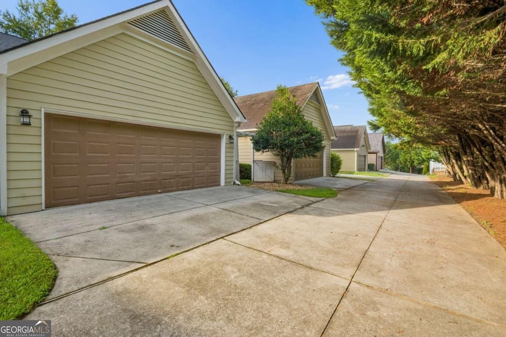 1668 Habershal Road - Photo 33
