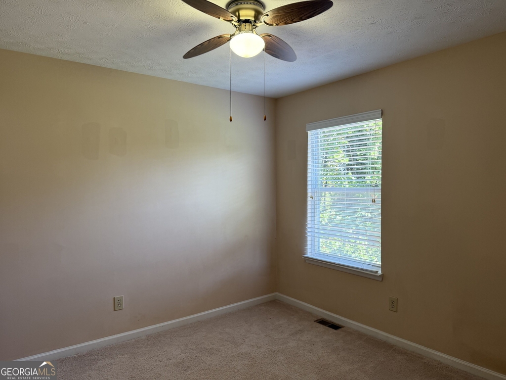 4654 Hampton Ne - Photo 21