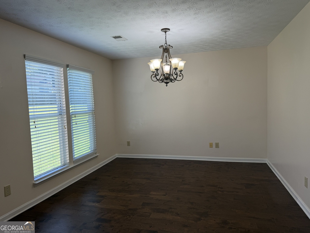 4654 Hampton Ne - Photo 6