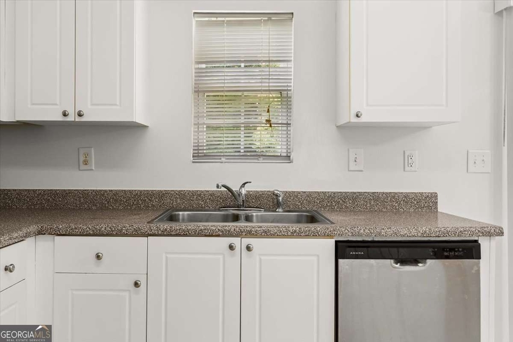 7648 Cozy Lane - Photo 12