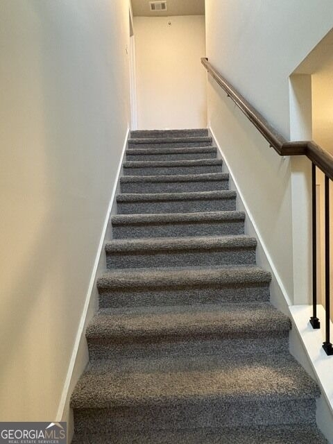 665 Carlton Pointe Drive - Photo 4