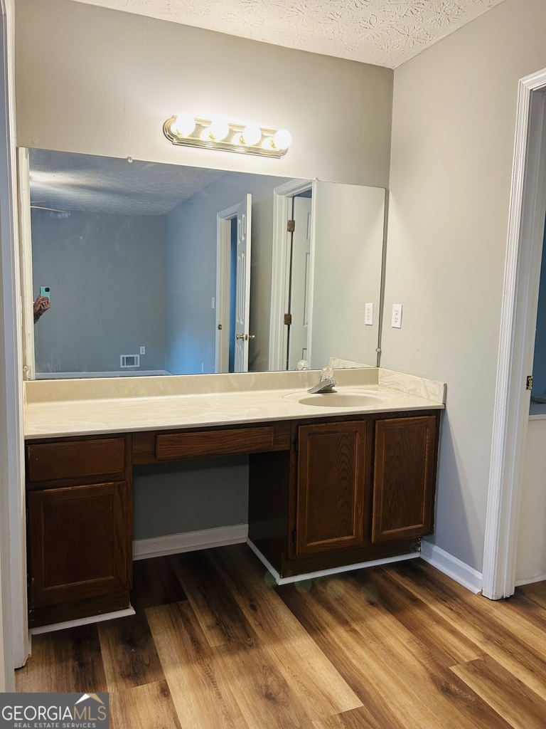 207 Hillcrest Drive - Photo 16