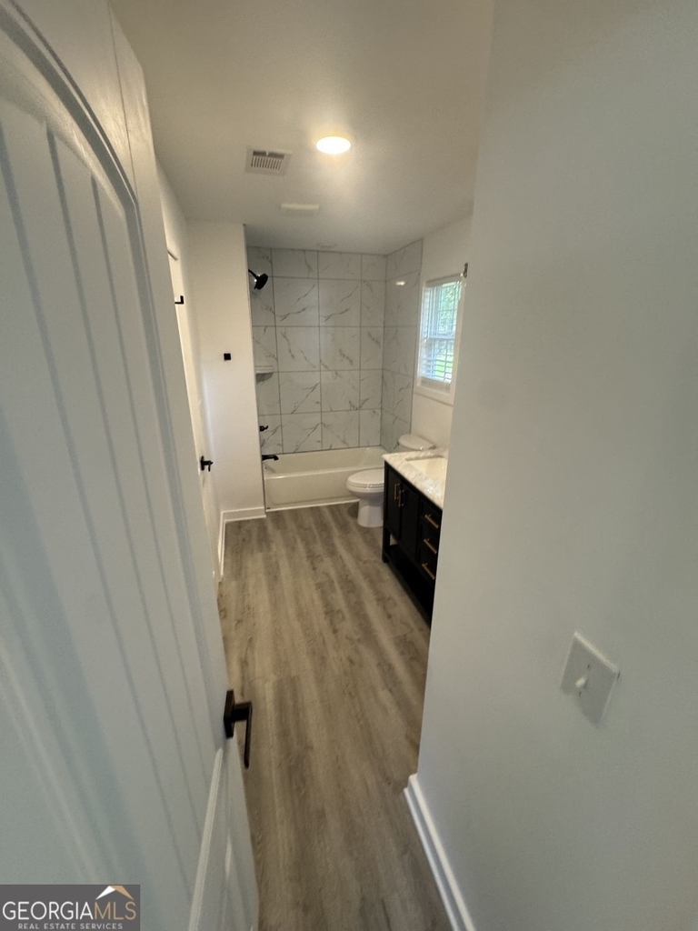 6365 Connell Road - Photo 9