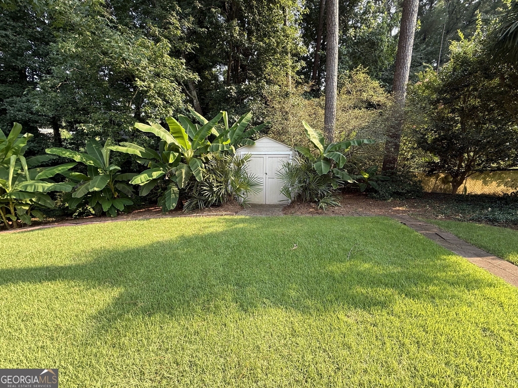 3897 Saddlecreek Drive - Photo 3