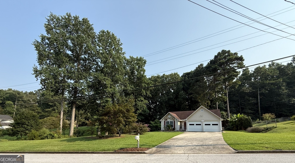 3897 Saddlecreek Drive - Photo 1