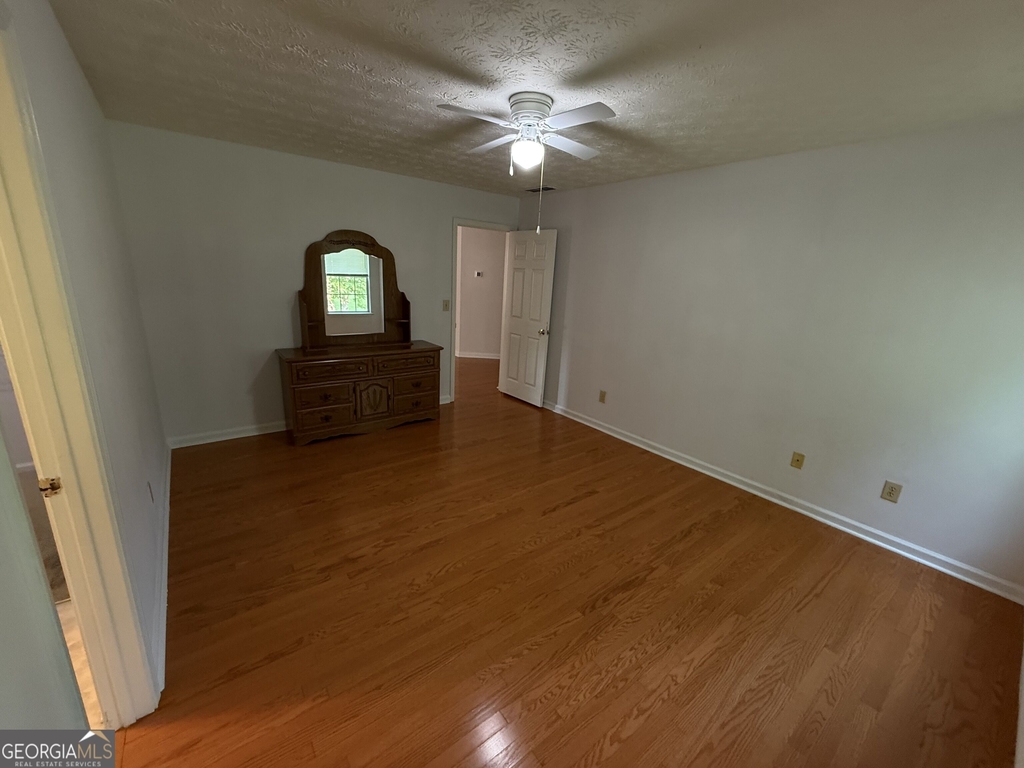 3897 Saddlecreek Drive - Photo 40