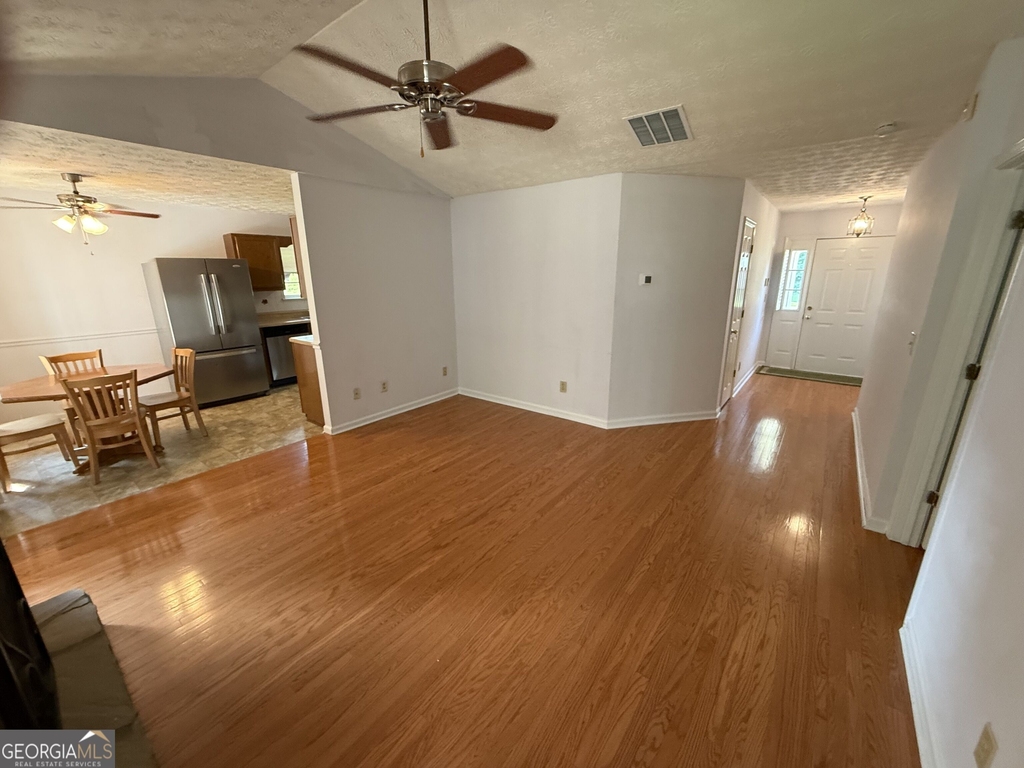 3897 Saddlecreek Drive - Photo 18