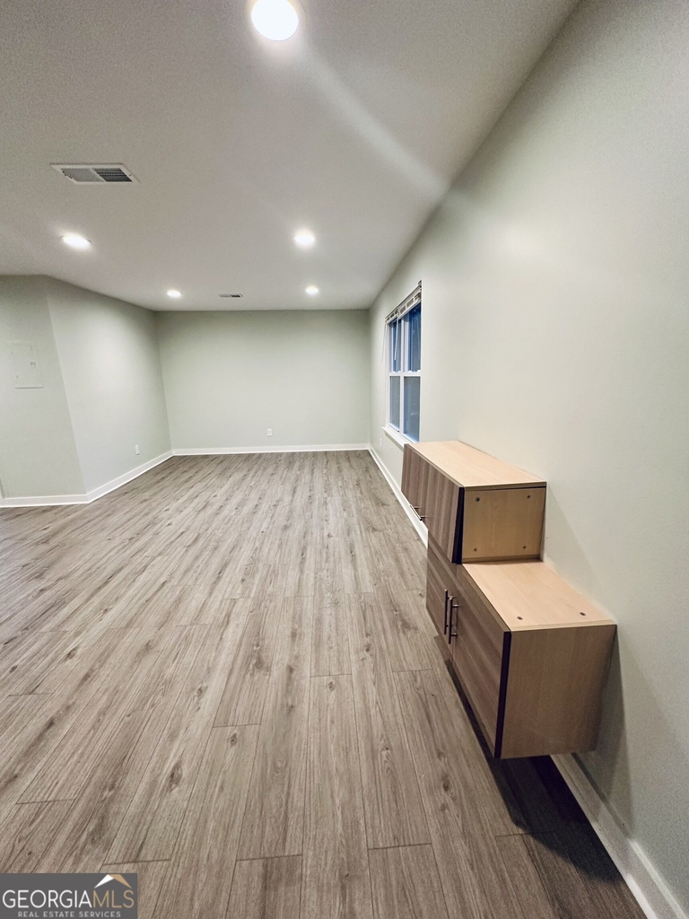1258 Creekside Court Se - Photo 1