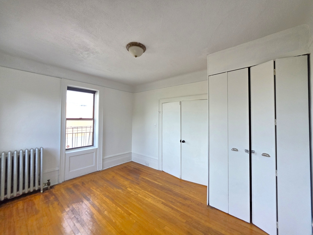 31-4 32nd Street - Photo 7