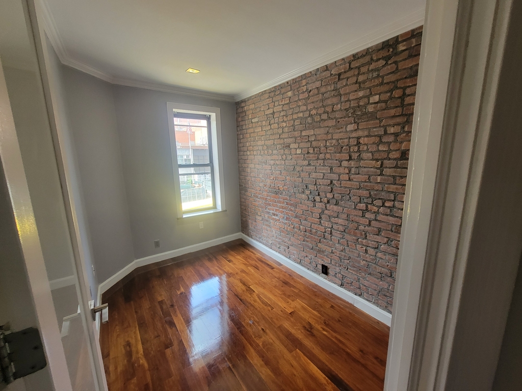 2100 2nd Avenue - Photo 8
