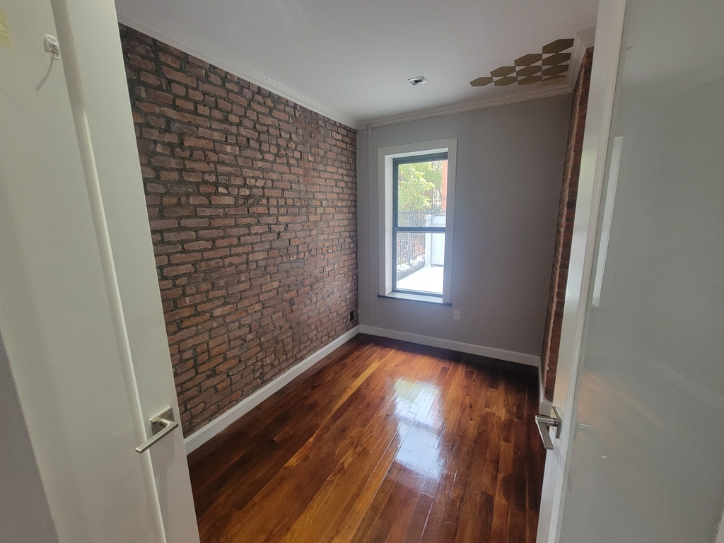 2100 2nd Avenue - Photo 9