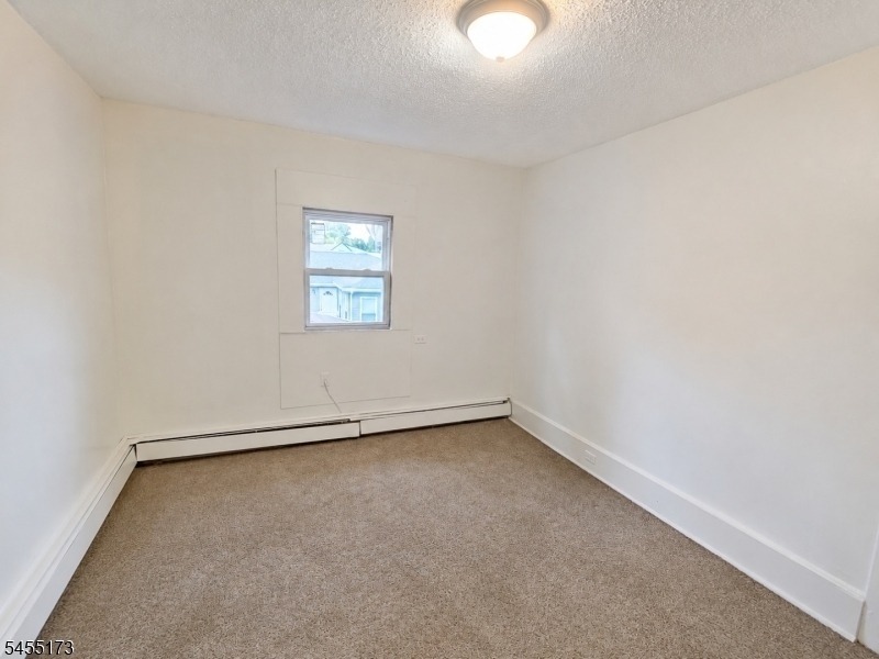 147 Meriline Ave - Photo 3