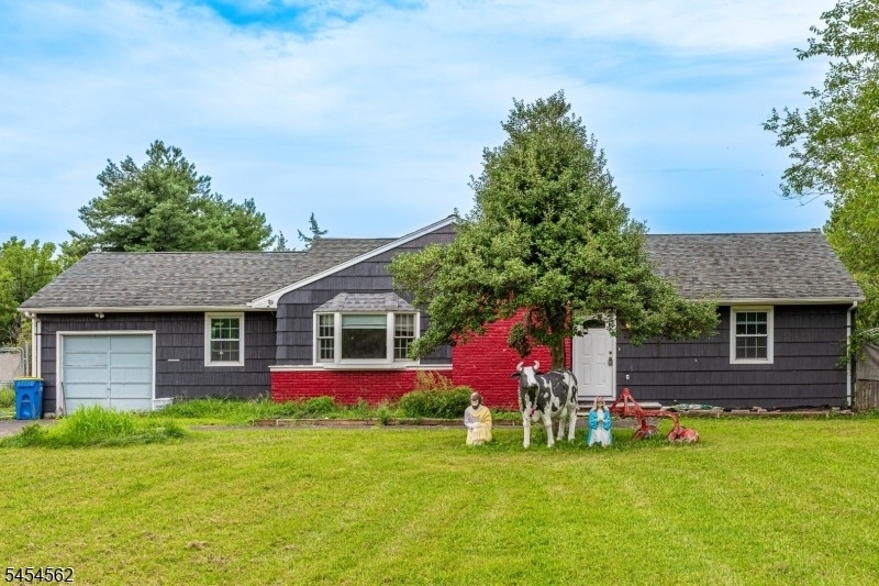 68 Ellison Rd - Photo 0