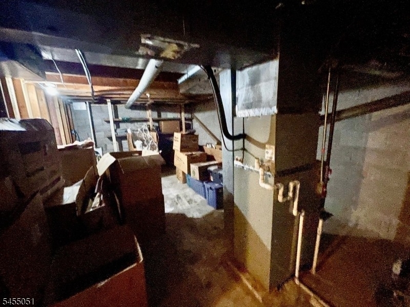 2 Hawthorne Pl - Photo 23