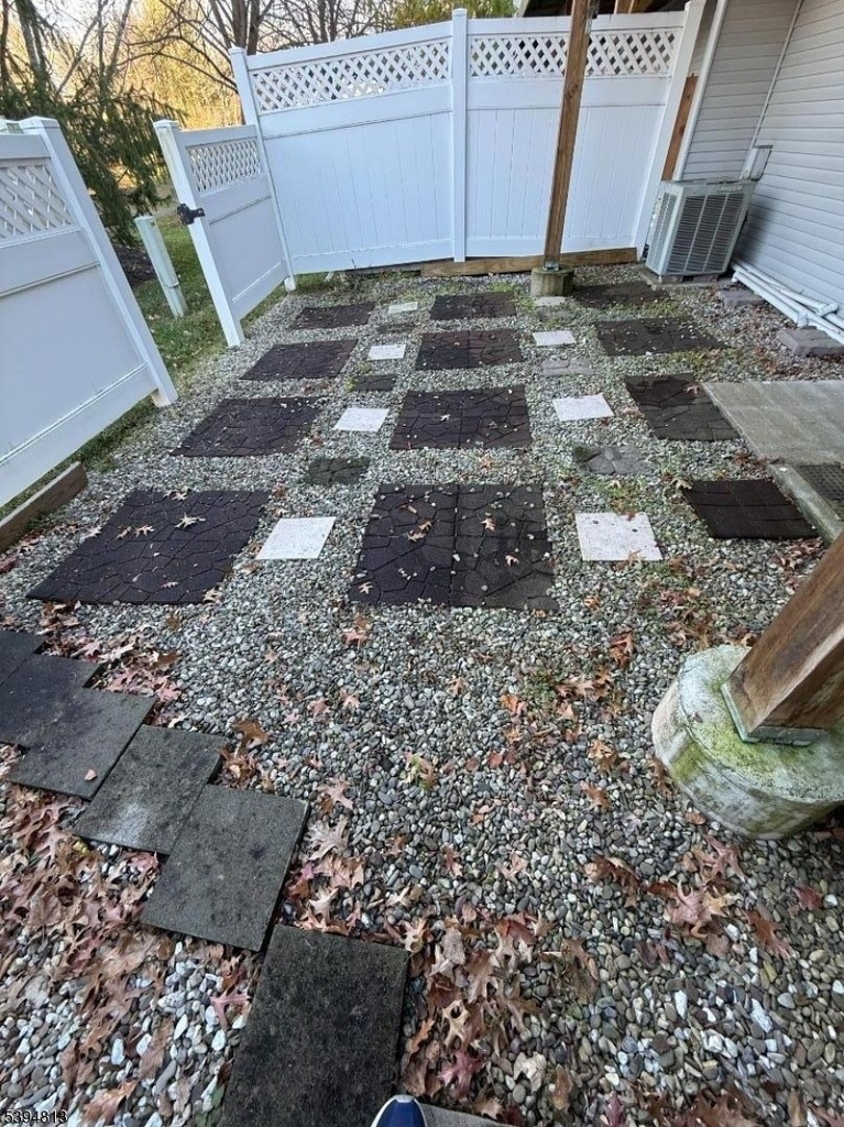 1902 Bayley Ct - Photo 42