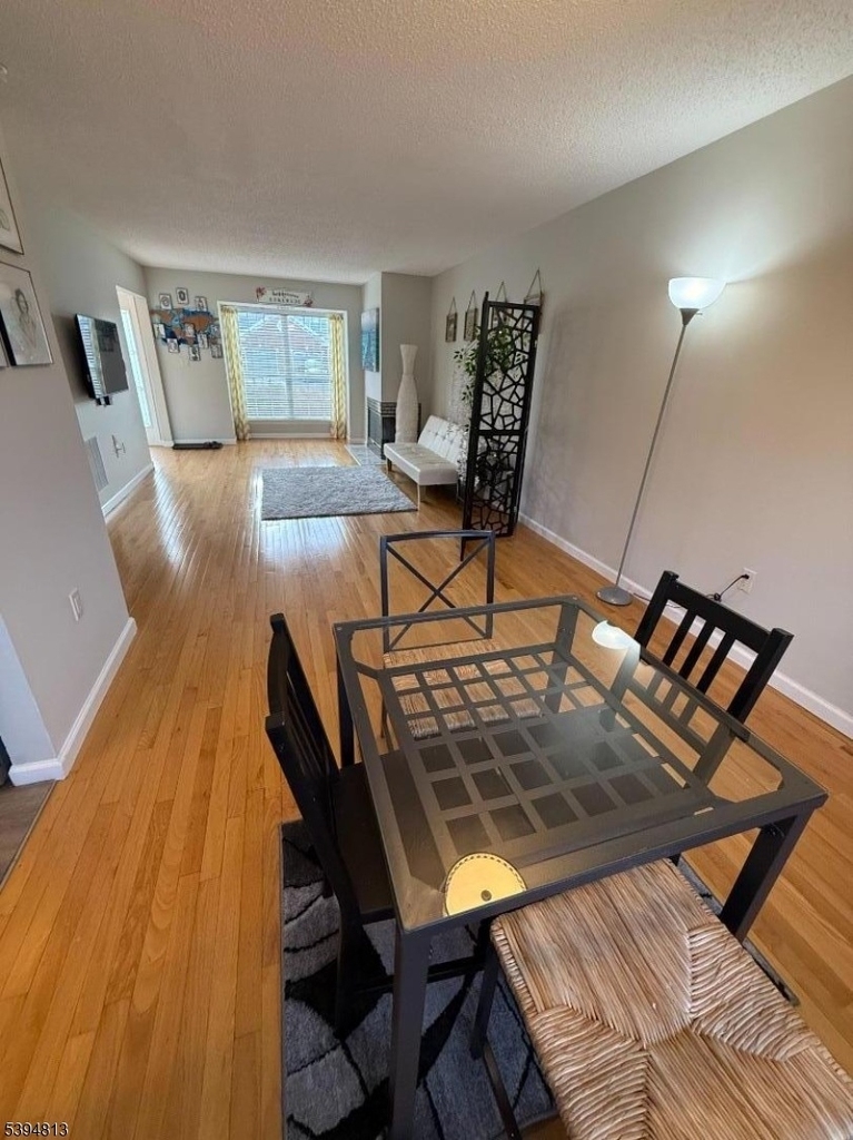 1902 Bayley Ct - Photo 8